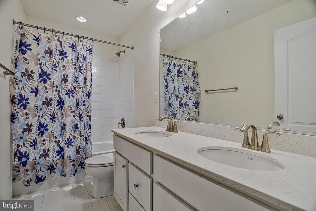 Image 37 of property listing at 2950 KNIGHT CT, Bryans Road, MD 20616