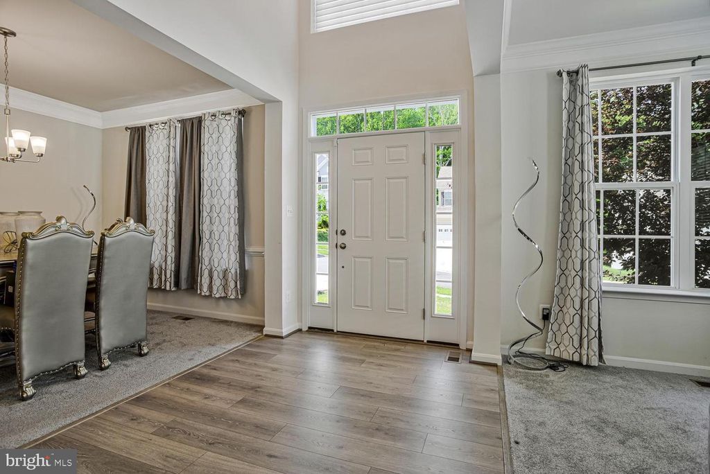 Image 6 of property listing at 2950 KNIGHT CT, Bryans Road, MD 20616