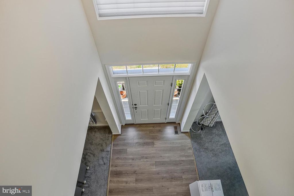 Image 7 of property listing at 2950 KNIGHT CT, Bryans Road, MD 20616