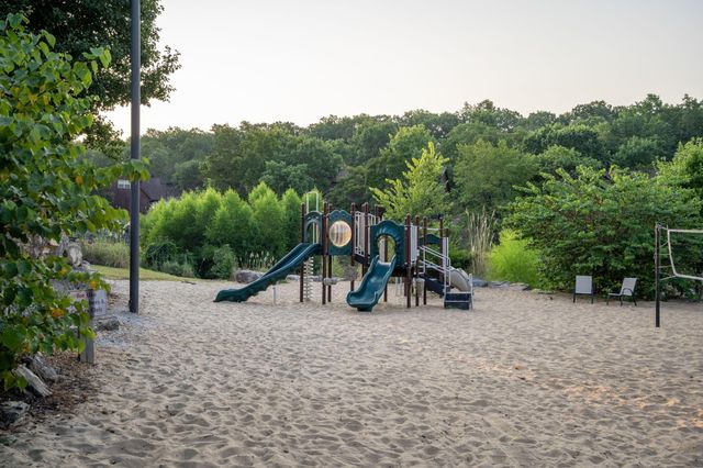 409 Silverwood Circle, Branson West, MO 65737