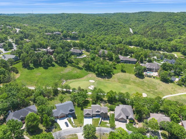 409 Silverwood Circle, Branson West, MO 65737