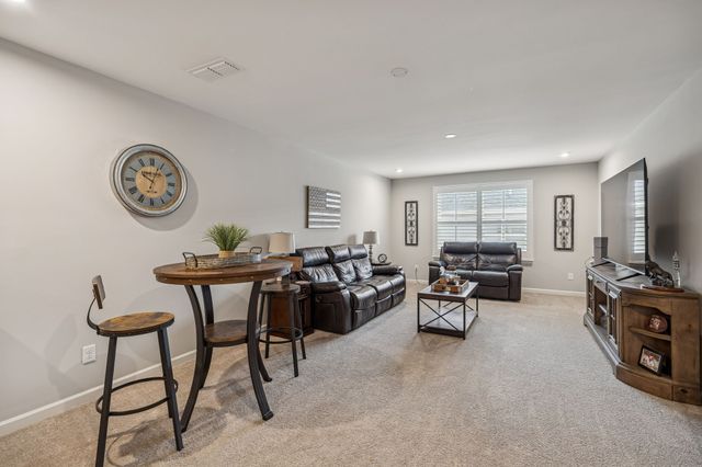 1407 Autumn Leaf Ln, Mount Juliet, TN 37122