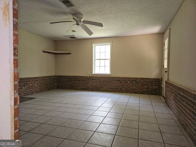 214 John Paul Avenue, Statesboro, GA 30458