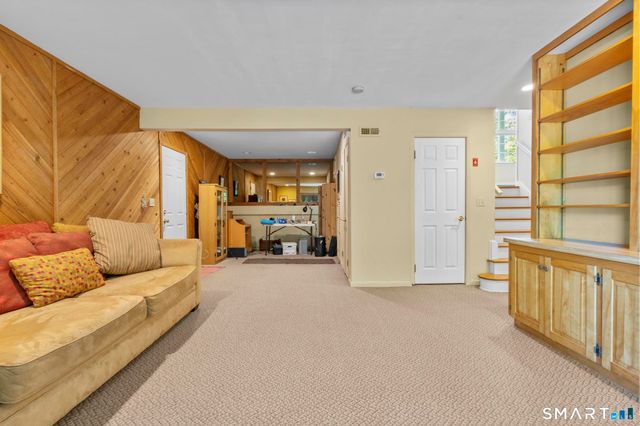 42 Akbar Road, Stamford, CT 06902