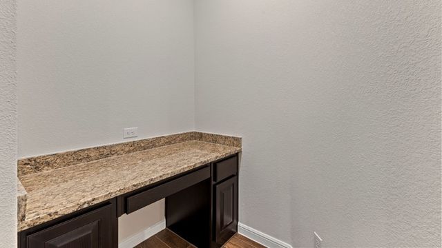 10424 SUNSET SHORE Drive, Grand Prairie, TX 76065