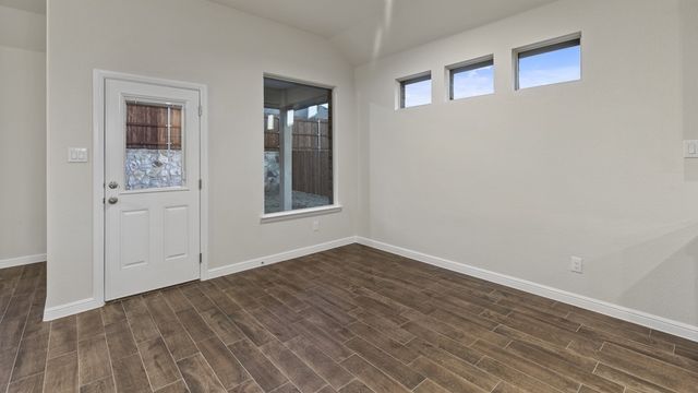 10424 SUNSET SHORE Drive, Grand Prairie, TX 76065