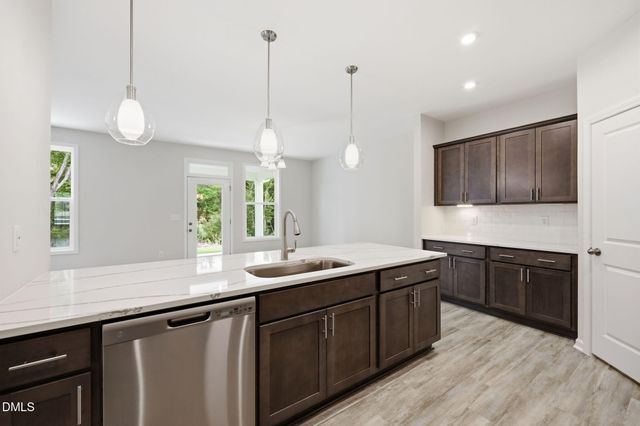 135 Railcar Way, Clayton, NC 27520