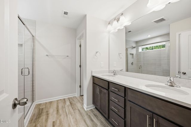 135 Railcar Way, Clayton, NC 27520