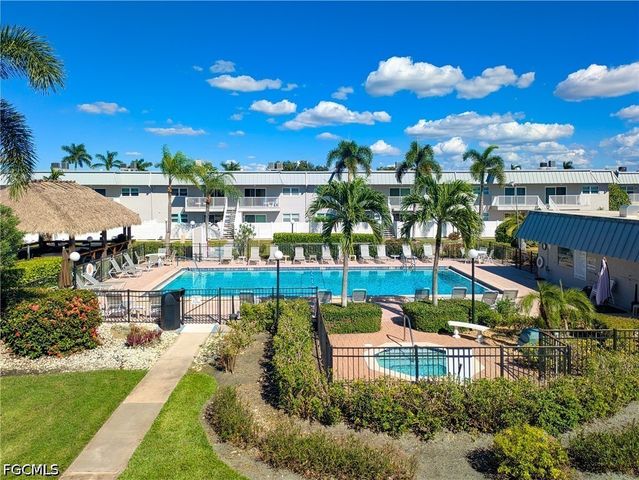 6777 Winkler RD 238, Fort Myers, FL 33919