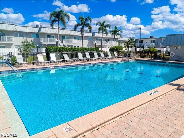 6777 Winkler RD 238, Fort Myers, FL 33919