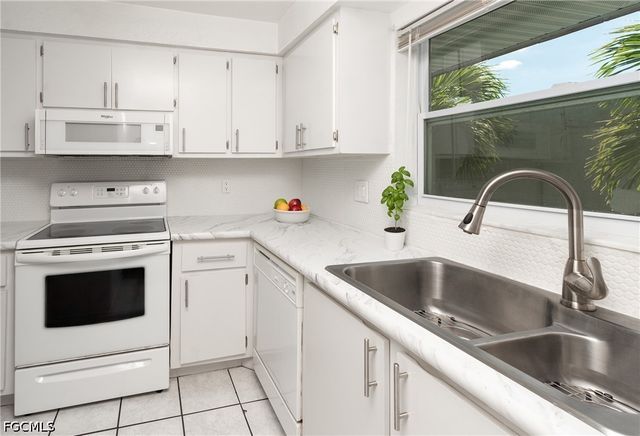 6777 Winkler RD 238, Fort Myers, FL 33919