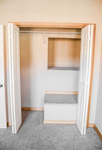 2876 W Lakewood Drive, Fayetteville, AR 72704