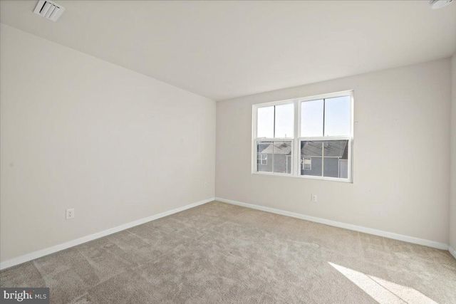 2142 CROSS COUNTRY RD, Northampton, PA 18067