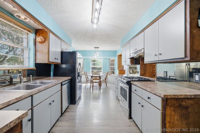 24812 E 114th Street S, Broken Arrow, OK 74014