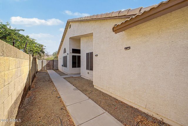 1621 E DARREL Road, Phoenix, AZ 85042