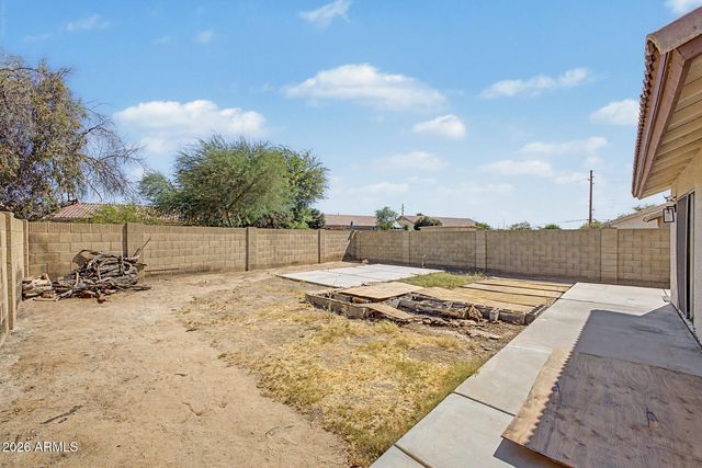 1621 E DARREL Road, Phoenix, AZ 85042