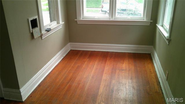4660 Ray Avenue, St Louis, MO 63116