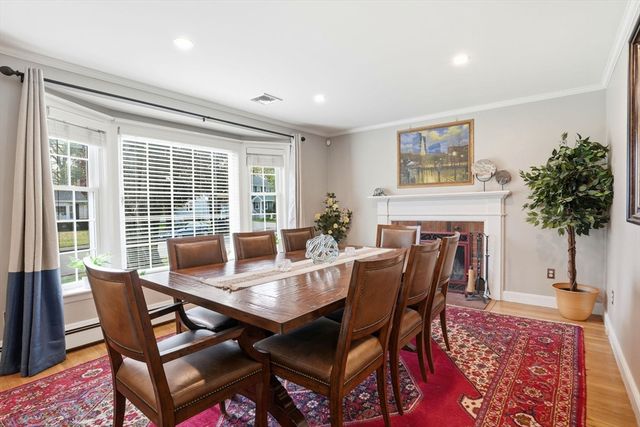 21 Kent Rd, Weymouth, MA 02190