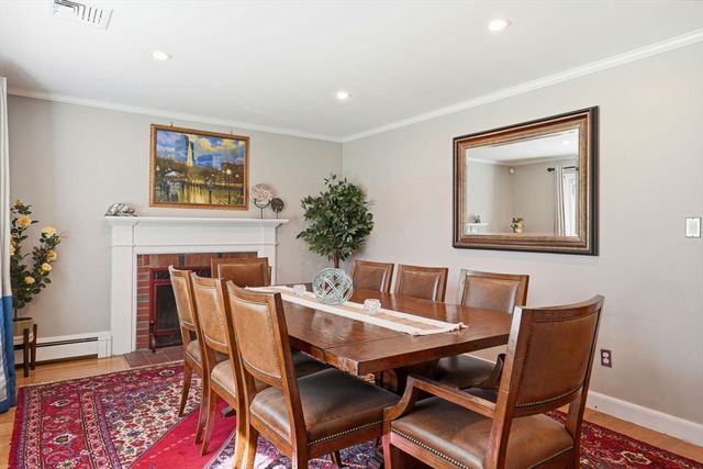 21 Kent Rd, Weymouth, MA 02190