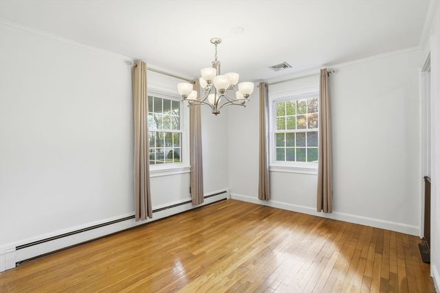 21 Kent Rd, Weymouth, MA 02190