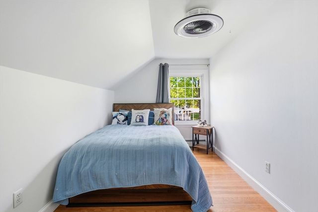 21 Kent Rd, Weymouth, MA 02190