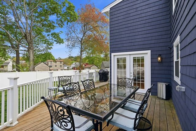 21 Kent Rd, Weymouth, MA 02190