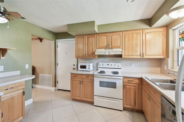 3072 KEENE PARK DRIVE, Largo, FL 33771