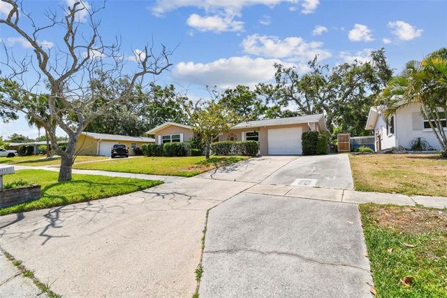 3072 KEENE PARK DRIVE, Largo, FL 33771