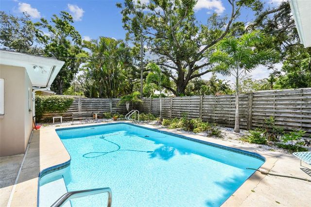 3072 KEENE PARK DRIVE, Largo, FL 33771