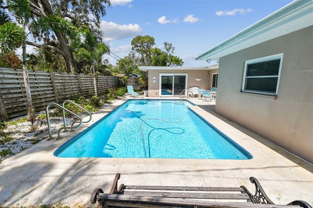 3072 KEENE PARK DRIVE, Largo, FL 33771