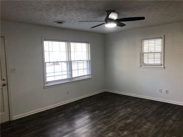 4079 Garden Circle, Acworth, GA 30101