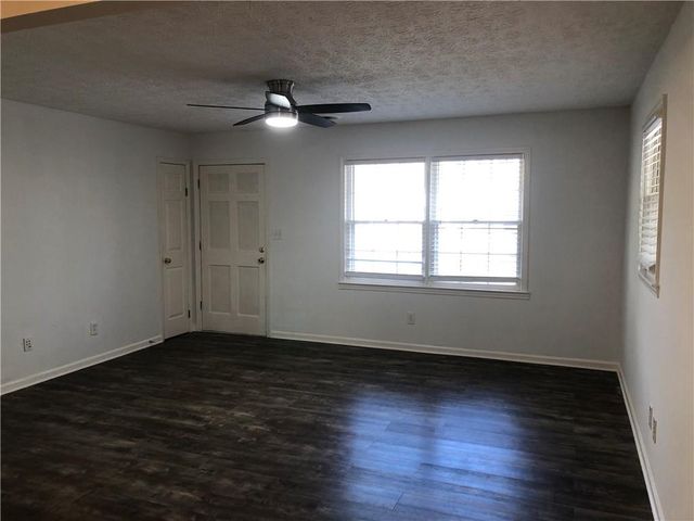 4079 Garden Circle, Acworth, GA 30101