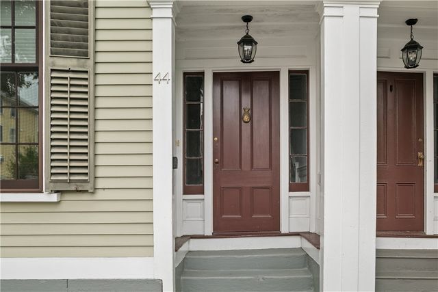 44 Bradford Street 49, Bristol, RI 02809