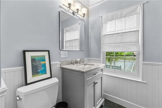 44 Bradford Street 49, Bristol, RI 02809