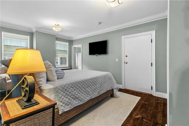 44 Bradford Street 49, Bristol, RI 02809