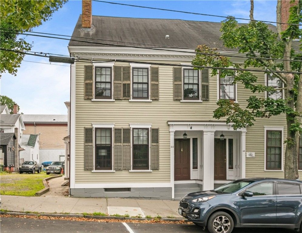 44 Bradford Street 49, Bristol, RI 02809