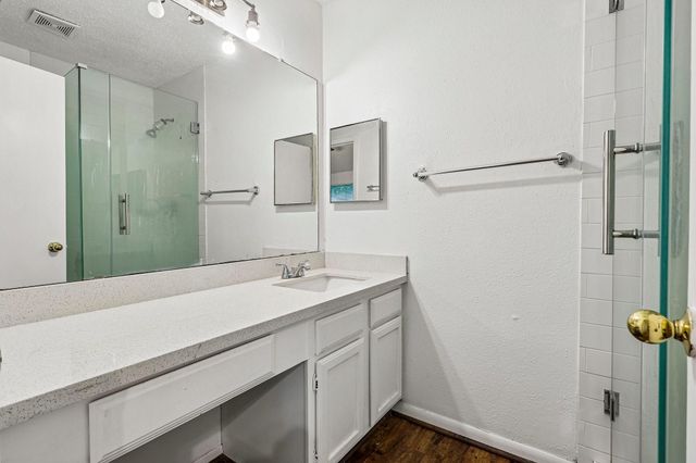 4406 Alamo Avenue, Sugar Land, TX 77479