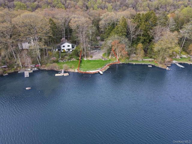 58 Twin Lakes Road, South Salem, NY 10590
