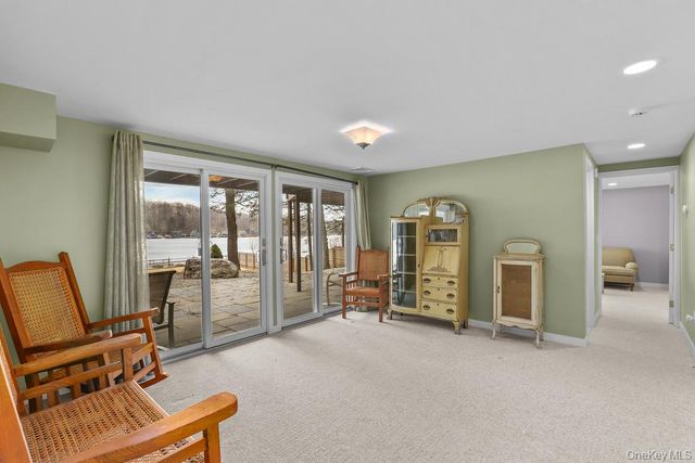 58 Twin Lakes Road, South Salem, NY 10590