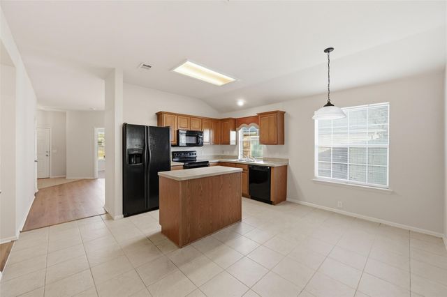 8445 Asheville Lane, Fort Worth, TX 76123