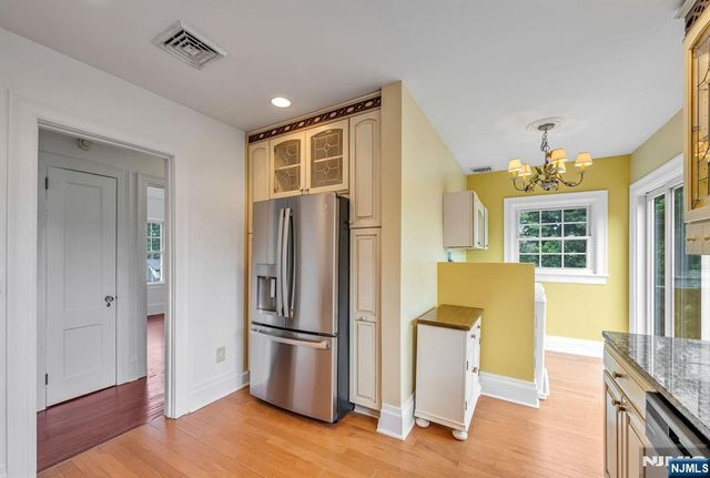 103 N Walnut Street, Ridgewood, NJ 07450
