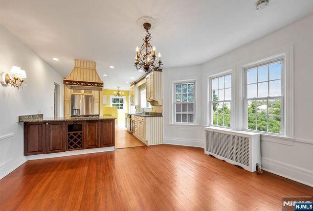 103 N Walnut Street, Ridgewood, NJ 07450