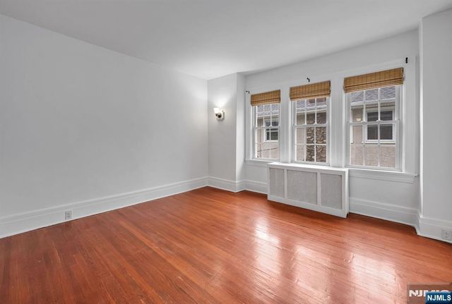 103 N Walnut Street, Ridgewood, NJ 07450