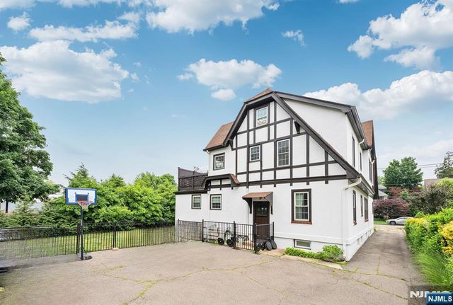 103 N Walnut Street, Ridgewood, NJ 07450