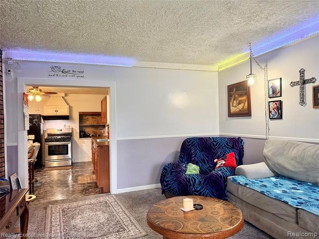 38303 Little Mack Avenue, Clinton Township, MI 48036