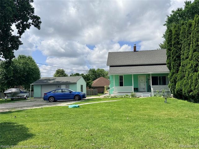 38303 Little Mack Avenue, Clinton Township, MI 48036