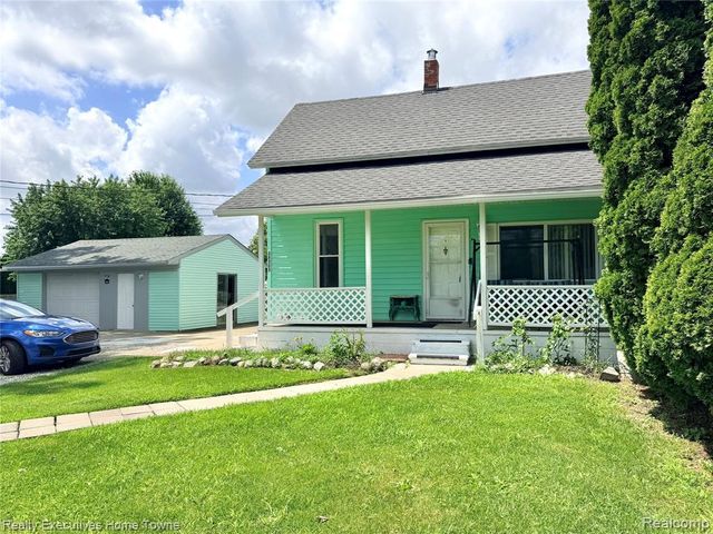 38303 Little Mack Avenue, Clinton Township, MI 48036