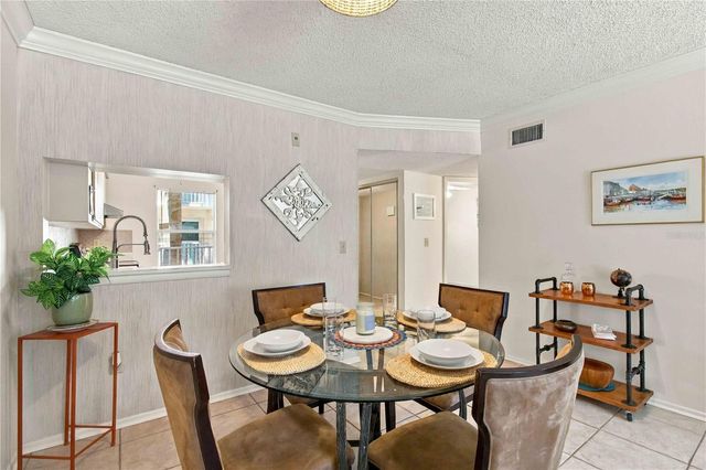 7294 CLOISTER DRIVE 23, Sarasota, FL 34231