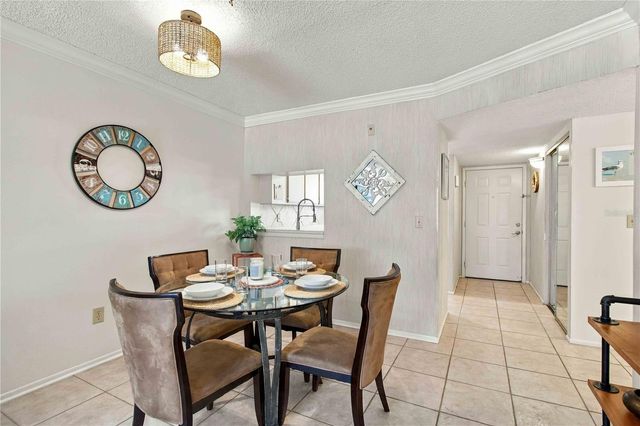7294 CLOISTER DRIVE 23, Sarasota, FL 34231