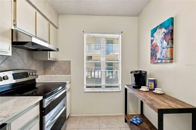 7294 CLOISTER DRIVE 23, Sarasota, FL 34231